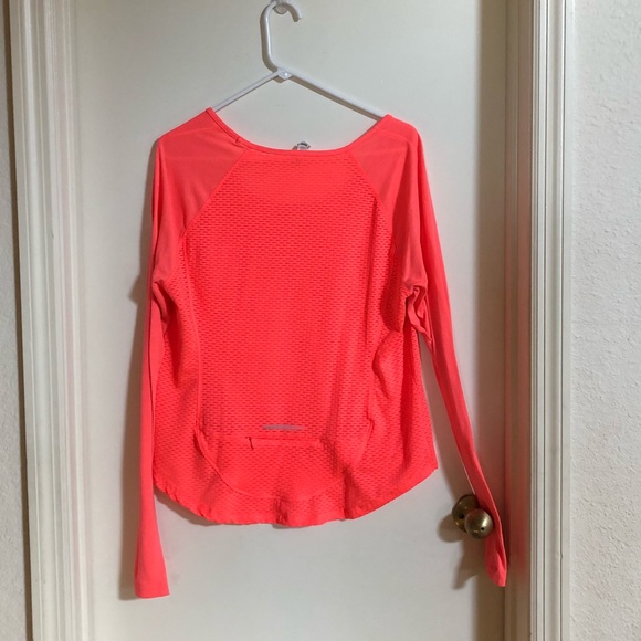 Under Armour Lightweight Long Sleeve Running Shirt - Picture 2 of 6